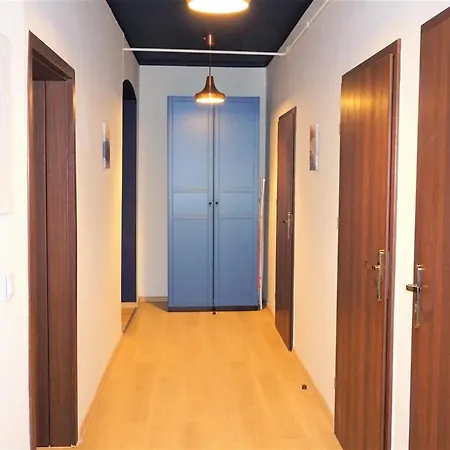 Lemuria Wroclawska Centrum *