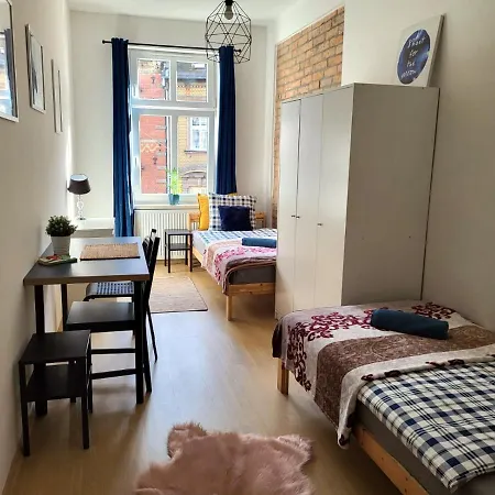 Lemuria Wroclawska Centrum Hostel *