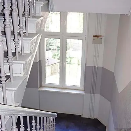 Hostel Lemuria Wroclawska Centrum *