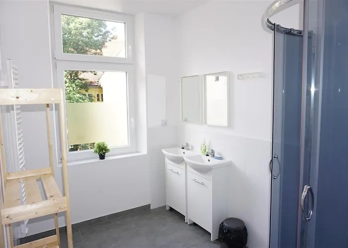 Lemuria Wroclawska Centrum Vandrerhjem *