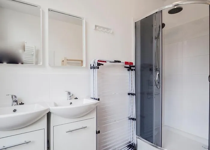 Lemuria Wroclawska Centrum Albergue *